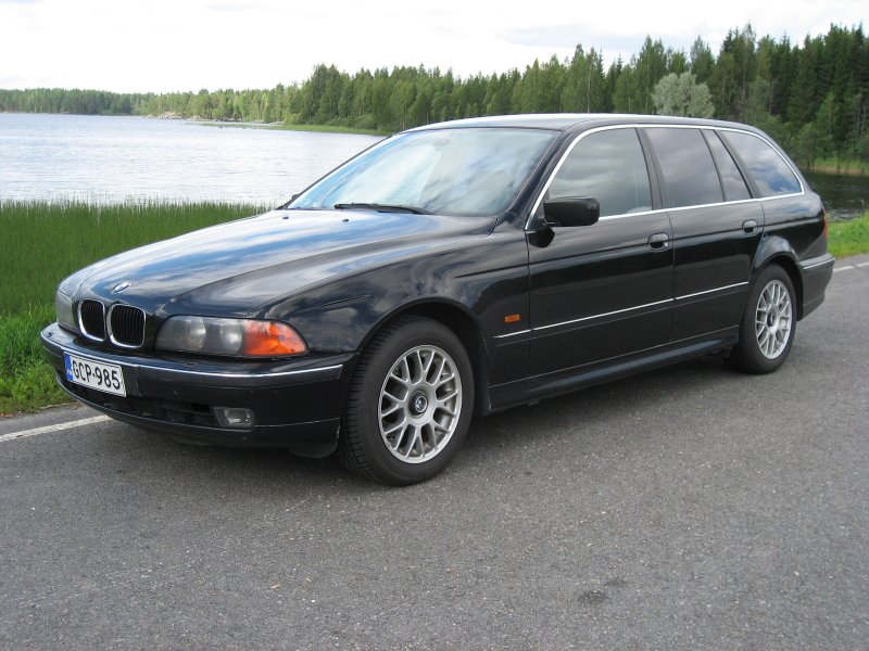BMW 528i 1998