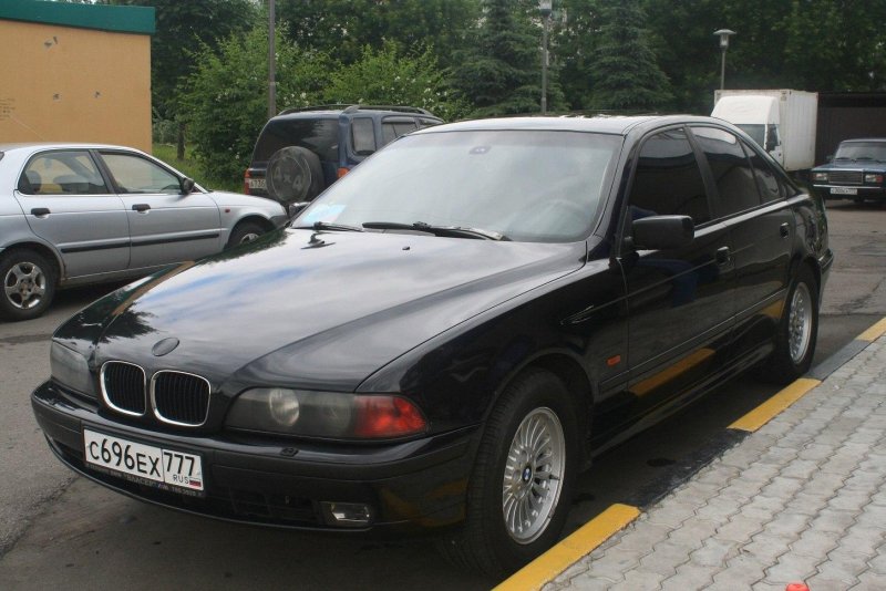 BMW e39 523