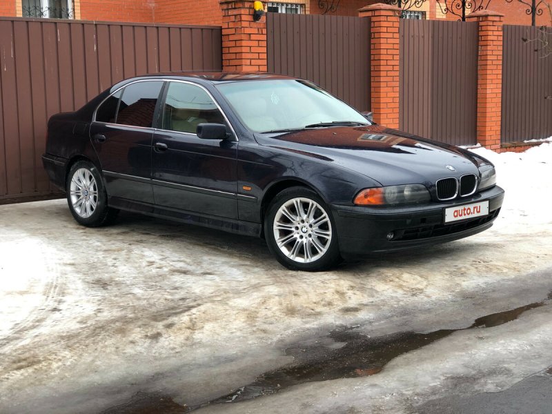 БМВ е39 1998
