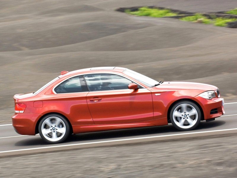 BMW 1 седан купе