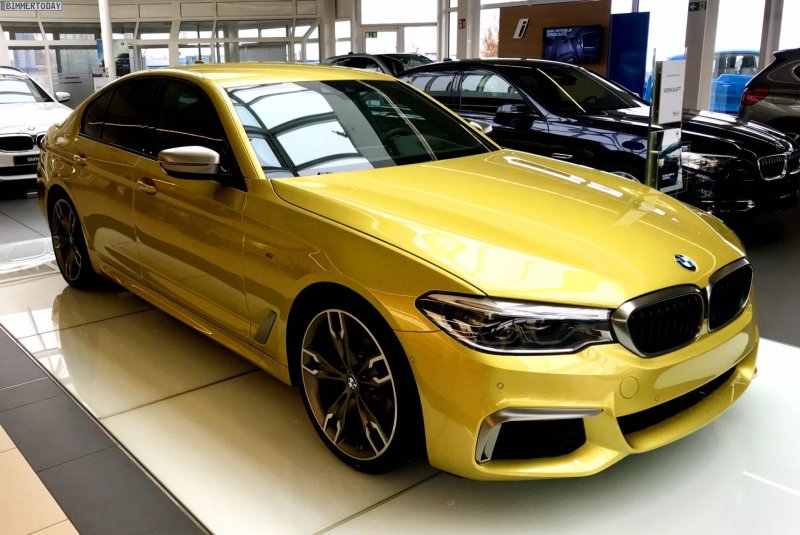 BMW m4 Золотая