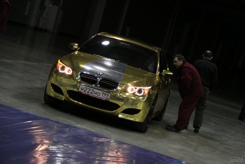 BMW m5 e60 тень