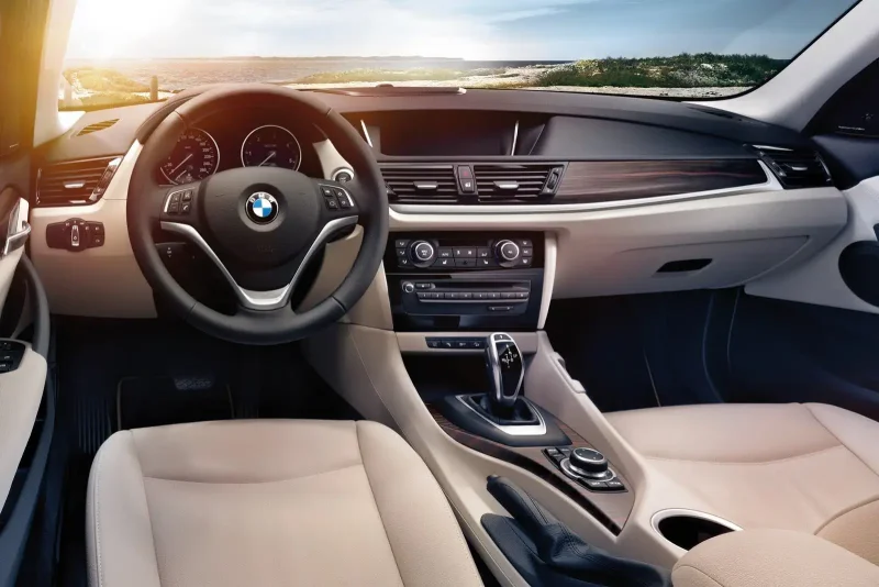 BMW x1 2014 салон