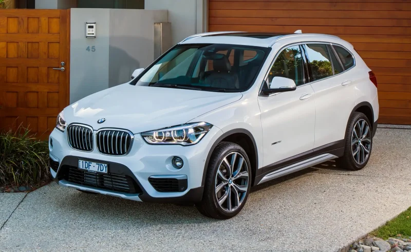 BMW x1 белая