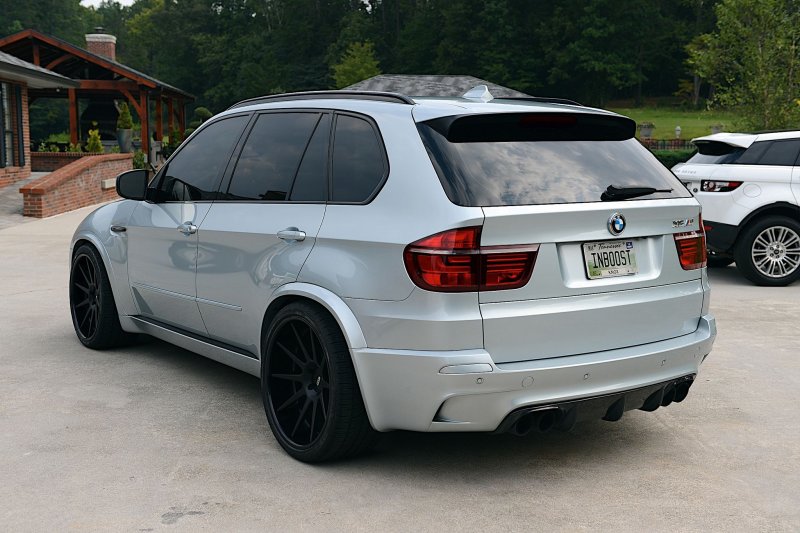 BMW x5 e70 серебристый
