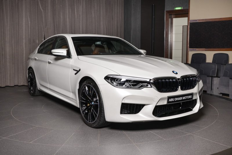 BMW m5 f90 White