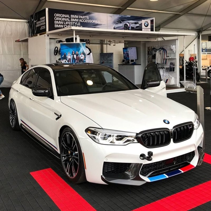 BMW m5 f90