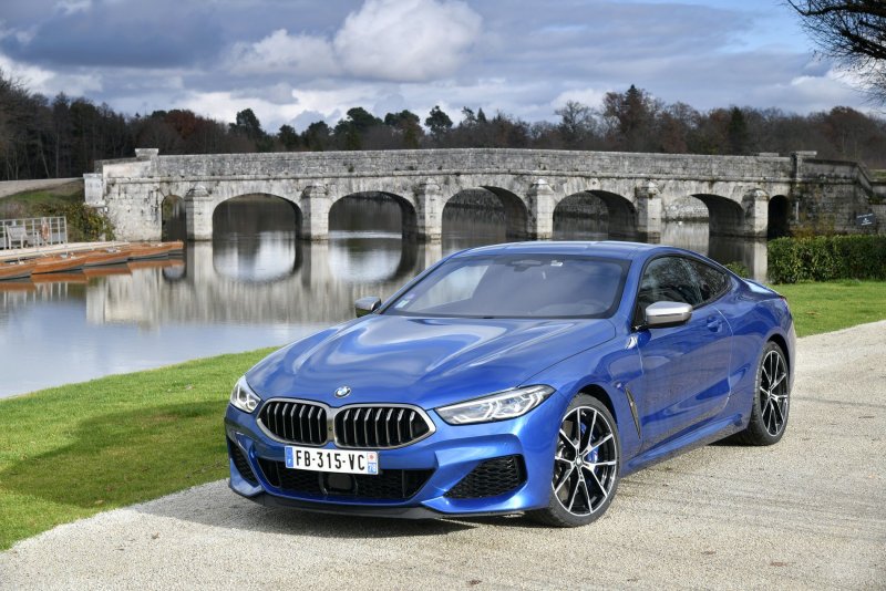 BMW 8 2022