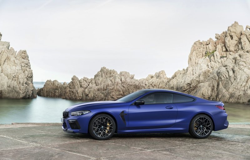 BMW m8 Coupe 2021