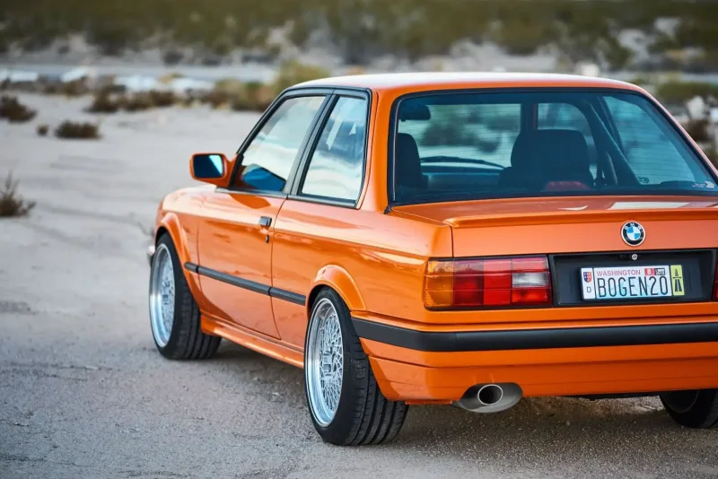 БМВ e30 купе