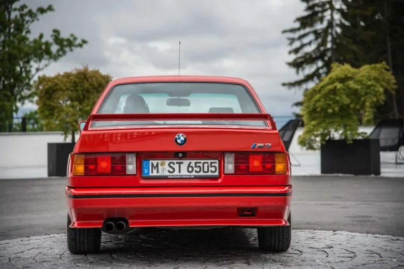 BMW e30 m3 седан