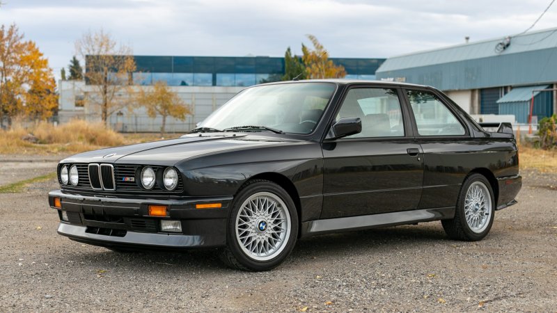 БМВ 528 1990