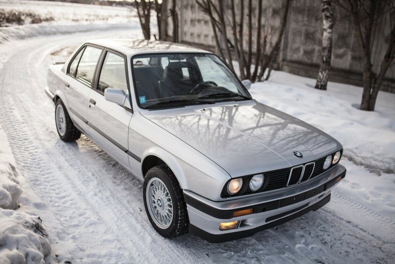 BMW 3 1990