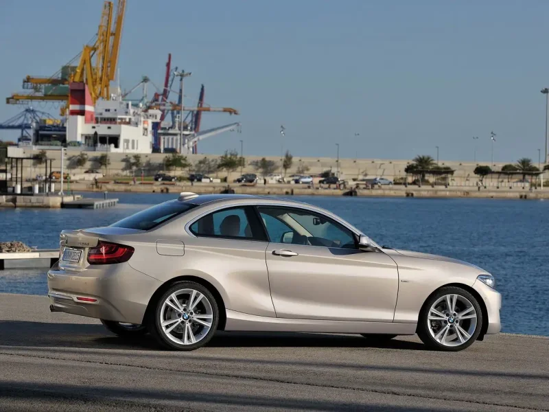 BMW f22 купе