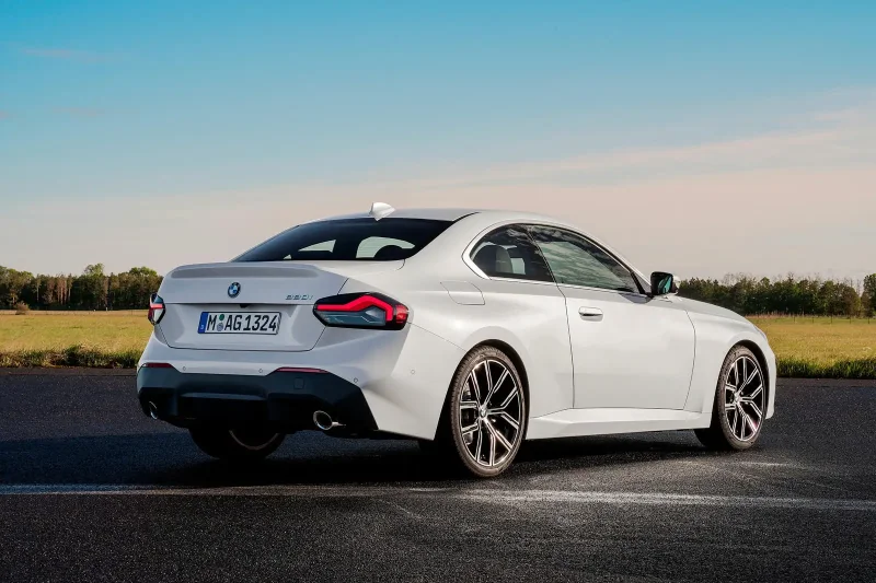 BMW 240i 2022