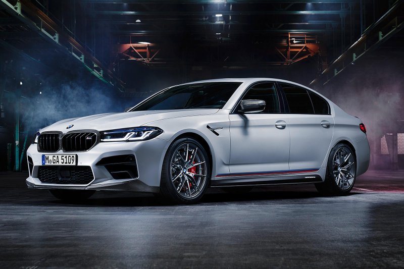 BMW m5 f90 m Performance
