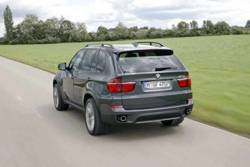 БМВ x5m 2012