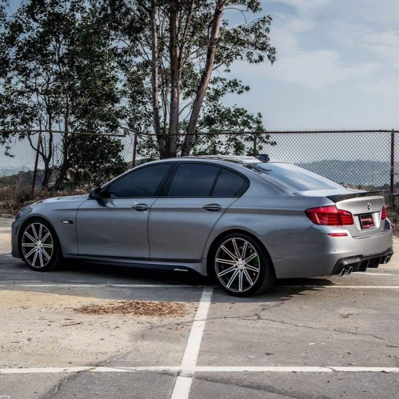 BMW f10 m5 r19