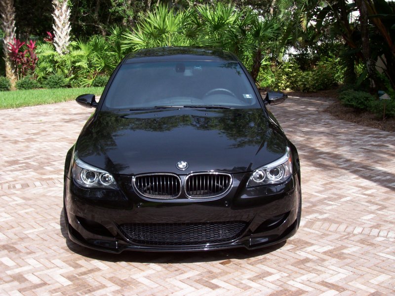 BMW m5 e60 черный цвет