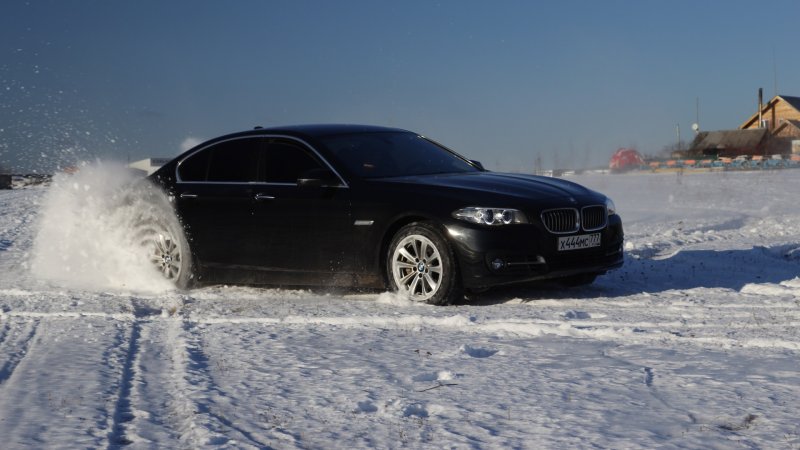BMW f10 черный зима