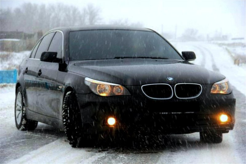 BMW m5 e60 зима