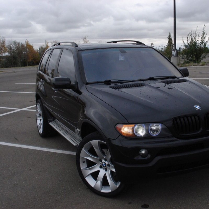 BMW x5 2000 черный