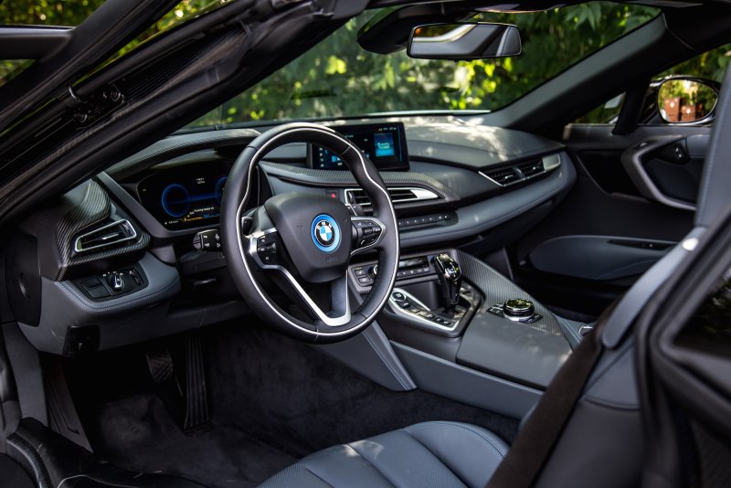 I8 BMW Interior Roadster