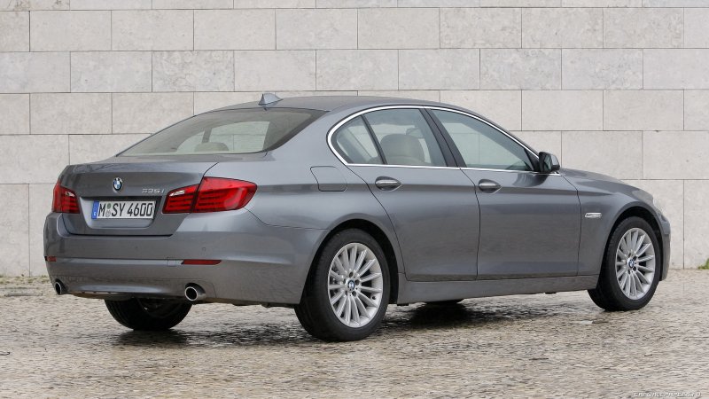 BMW 5 Series 2010