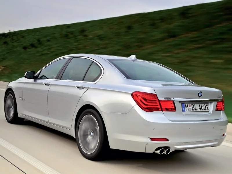 BMW 750d XDRIVE f01
