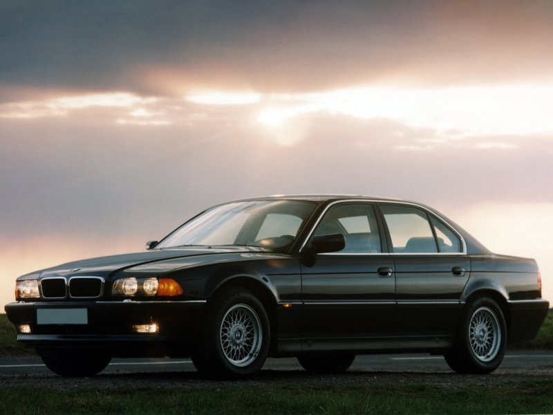 БМВ 740 I e38