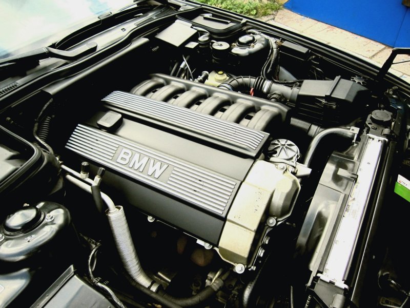 BMW e34 525i двигатель