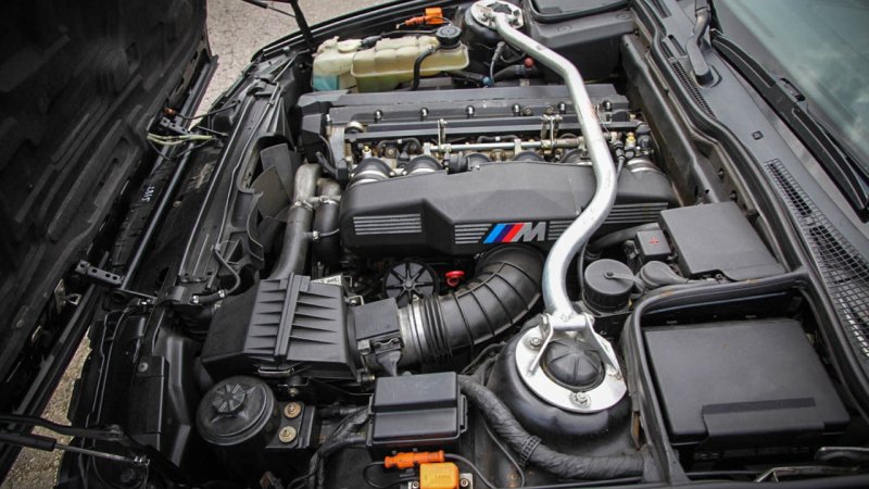 BMW e34 мотор