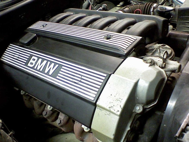 BMW e34 525i двигатель
