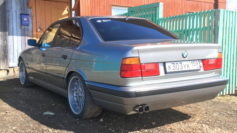BMW e34 m5 3.8