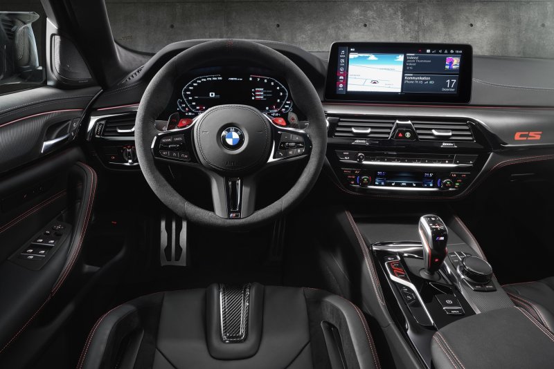 BMW m5 CS салон