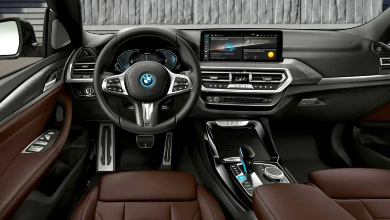 BMW 2022 салон
