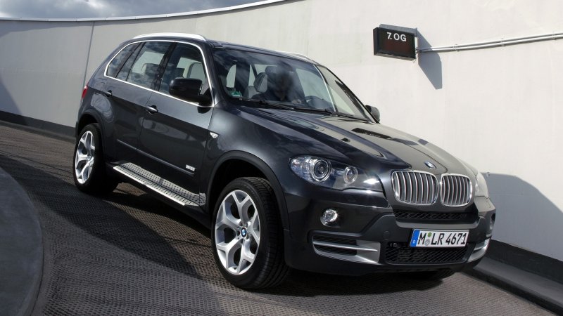 BMW x5 кузов e70