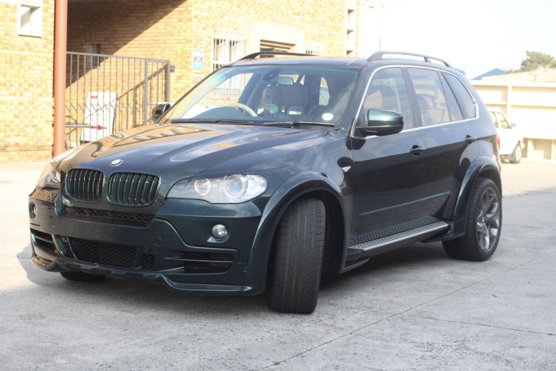 BMW x5 e70 White