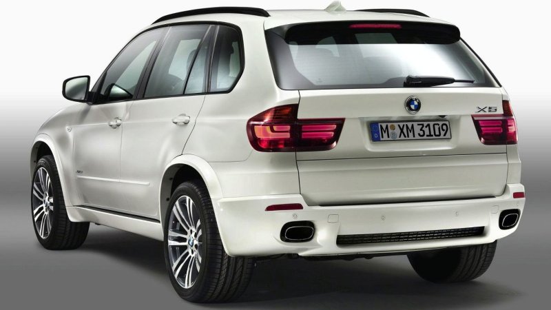 BMW x6 e70 черная