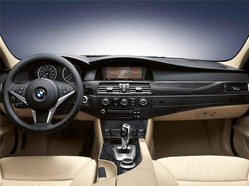 БМВ 535 XI e60