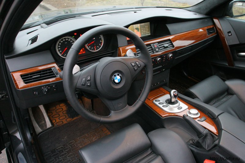 BMW e60 салон