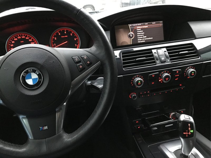 BMW e60 салон