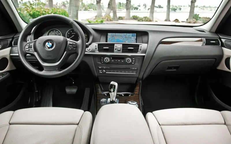 BMW x3 салон