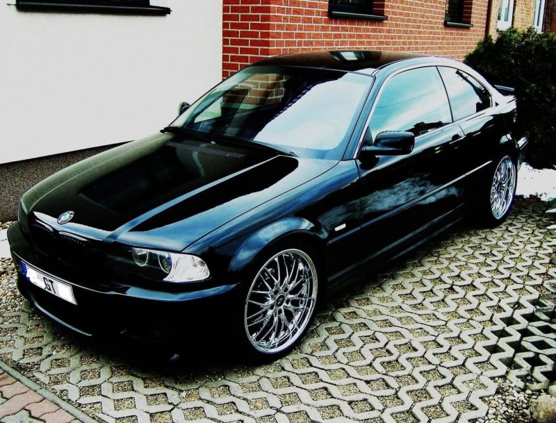 BMW e46 купе черная