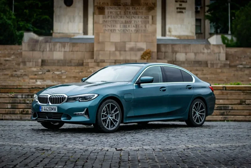 BMW 3 Series 2020