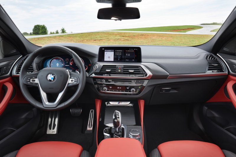 BMW x4 2020 салон