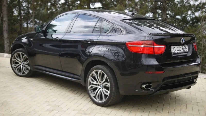 BMW x6m Black Edition