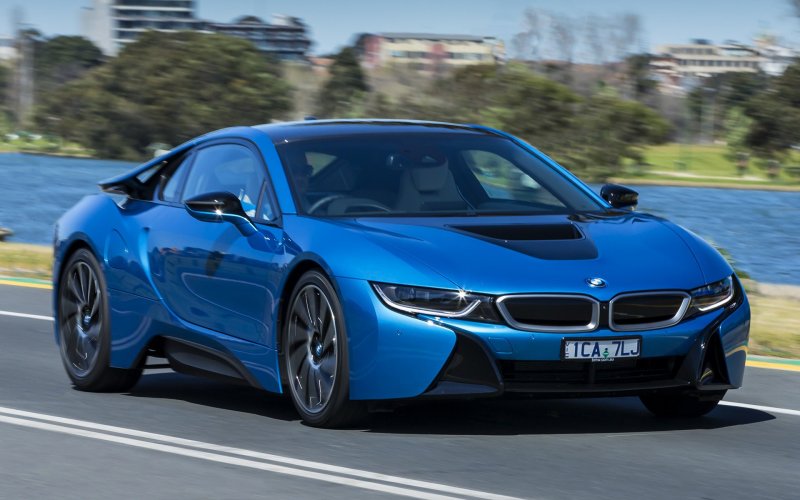 BMW i8 2021