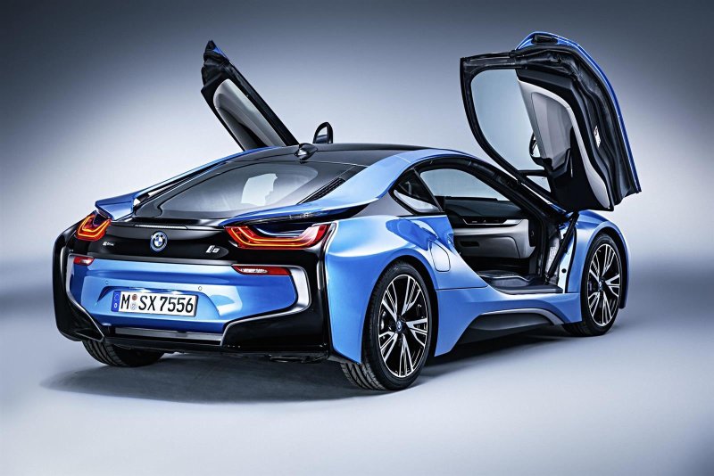 BMW i8 2021