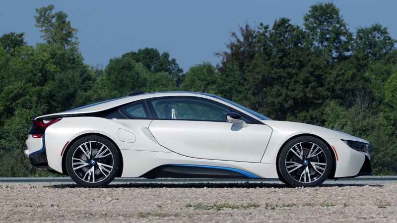 BMW i8 EDRIVE